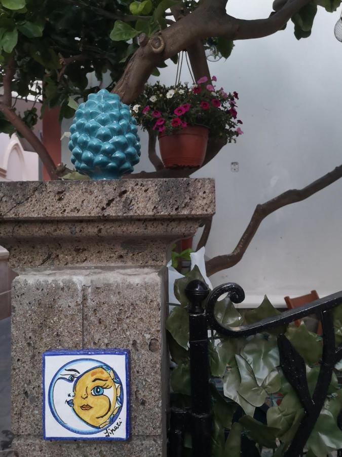 Al Limone Apartamento Lípara Exterior foto