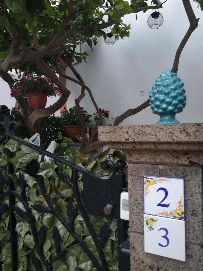 Al Limone Apartamento Lípara Exterior foto