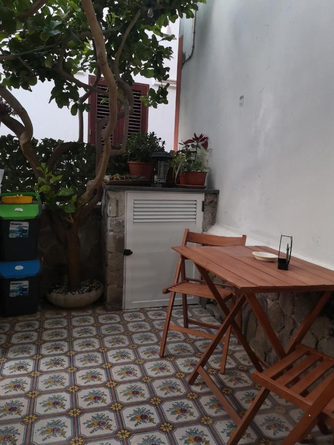 Al Limone Apartamento Lípara Exterior foto