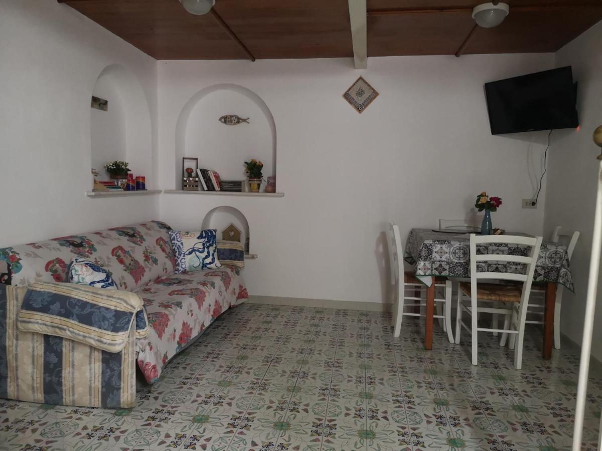 Al Limone Apartamento Lípara Exterior foto